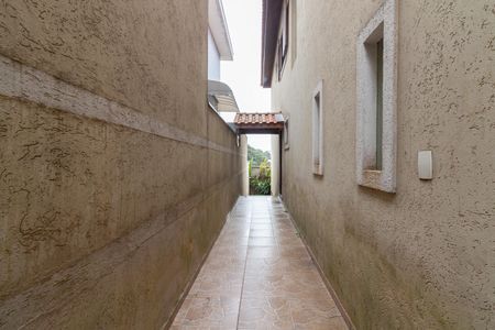 Casa para alugar com 147m², 3 quartos e 2 vagas Casa para alugar com 147m², 3 quartos e 2 vagasCorredor