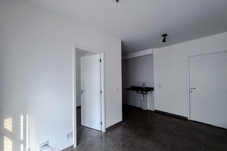Sala de apartamento para alugar com 2 quartos, 38m² em Vila Invernada, São Paulo