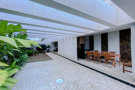 Apartamento para alugar com 38m², 2 quartos e 1 vagaÁrea comum - Churrasqueira