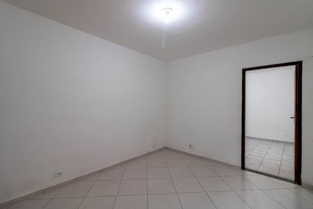 Sala de casa para alugar com 1 quarto, 40m² em Jardim Aida, Guarulhos