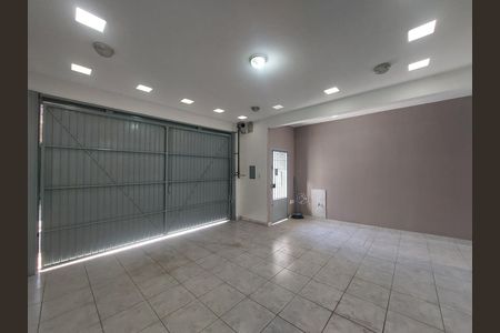 Casa para alugar com 152m², 3 quartos e 2 vagas Casa para alugar com 152m², 3 quartos e 2 vagasGaragem