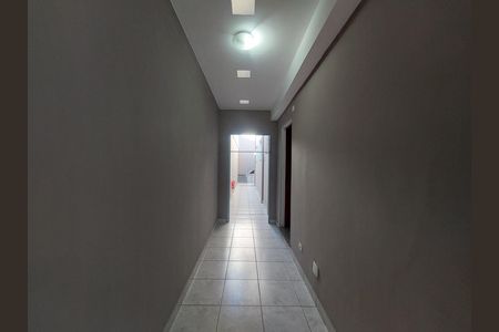 Casa para alugar com 152m², 3 quartos e 2 vagas Casa para alugar com 152m², 3 quartos e 2 vagasCorredor