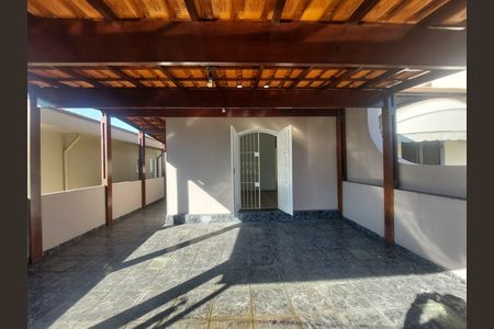 Casa para alugar com 152m², 3 quartos e 2 vagas