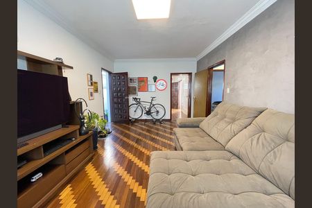 Casa à venda com 250m², 4 quartos e 3 vagasSala