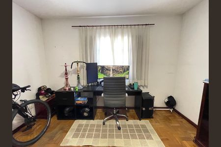 Casa à venda com 250m², 4 quartos e 3 vagasQuarto 1
