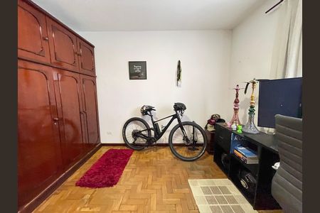Casa à venda com 250m², 4 quartos e 3 vagasQuarto 1