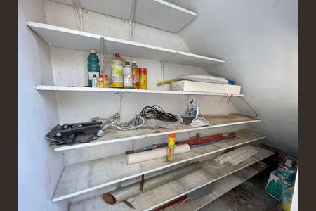 Casa à venda com 250m², 4 quartos e 3 vagasCozinha - edícula
