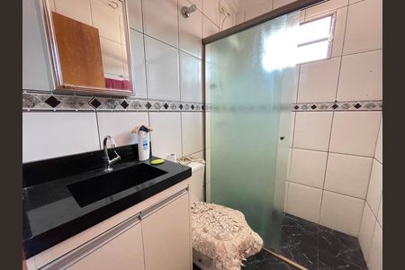 Casa à venda com 250m², 4 quartos e 3 vagasBanheiro 2