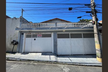Casa à venda com 250m², 4 quartos e 3 vagasFachada