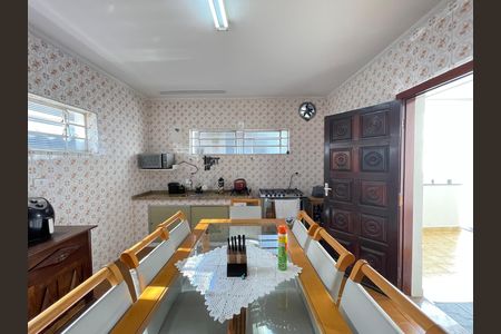 Casa à venda com 250m², 4 quartos e 3 vagasCozinha