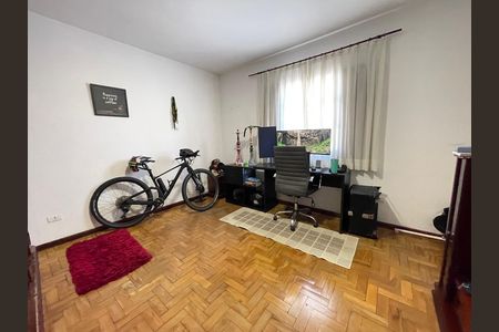 Casa à venda com 250m², 4 quartos e 3 vagasQuarto 1