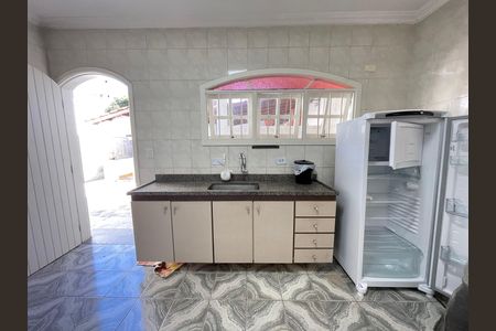 Casa à venda com 250m², 4 quartos e 3 vagasCozinha - edícula