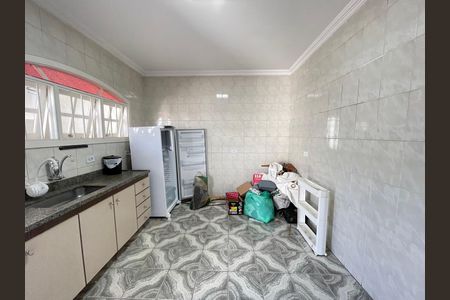 Casa à venda com 250m², 4 quartos e 3 vagasCozinha - edícula