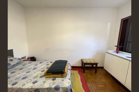Casa à venda com 250m², 4 quartos e 3 vagasQuarto 2