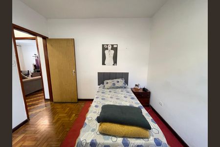 Casa à venda com 250m², 4 quartos e 3 vagasQuarto 2