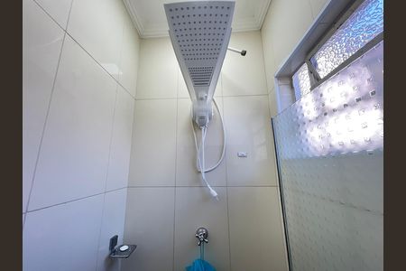 Casa à venda com 250m², 4 quartos e 3 vagasBanheiro 1