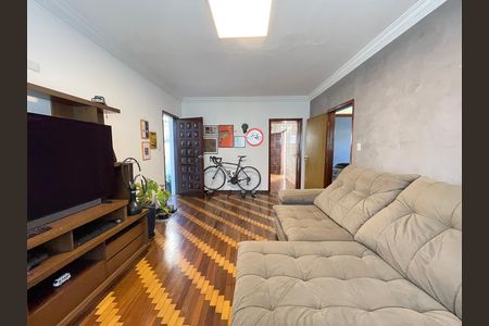 Casa à venda com 250m², 4 quartos e 3 vagasSala