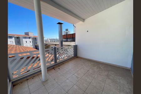 Casa à venda com 250m², 4 quartos e 3 vagasVaranda 