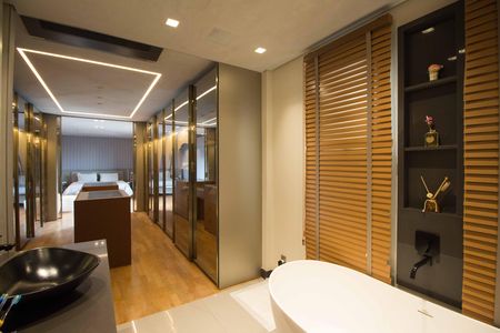 Apartamento à venda com 347m², 3 quartos e 5 vagasBanheiro da Suíte Master