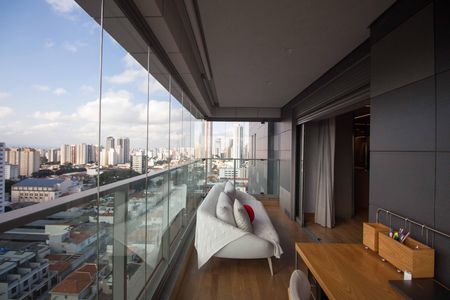 Apartamento à venda com 347m², 3 quartos e 5 vagasVarada Suíte Master