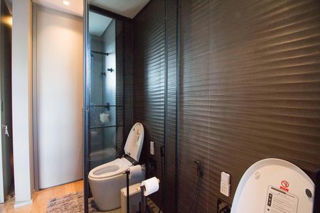Apartamento à venda com 347m², 3 quartos e 5 vagasBanheiro da Suíte 2