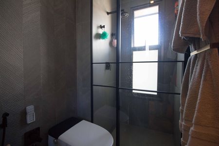 Apartamento à venda com 347m², 3 quartos e 5 vagasBanheiro da Suíte 1