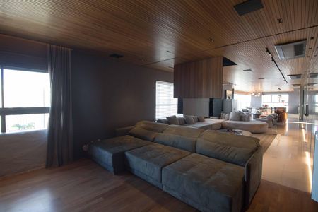 Apartamento à venda com 347m², 3 quartos e 5 vagasSala