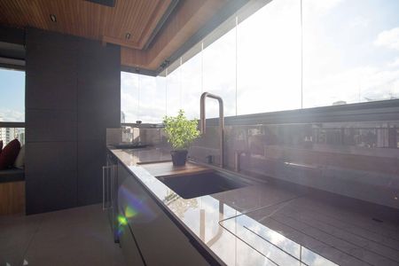 Apartamento à venda com 347m², 3 quartos e 5 vagasVaranda gourmet
