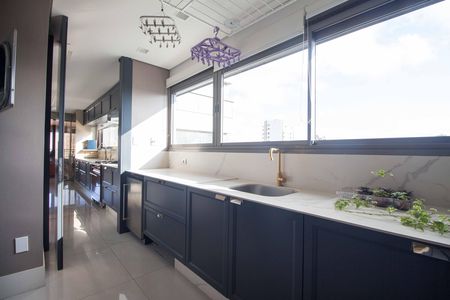 Apartamento à venda com 347m², 3 quartos e 5 vagasÁrea de Serviço