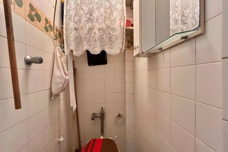 Apartamento para alugar com 145m², 3 quartos e sem vaga