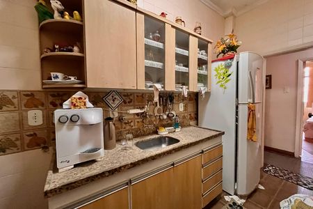 Apartamento para alugar com 145m², 3 quartos e sem vaga