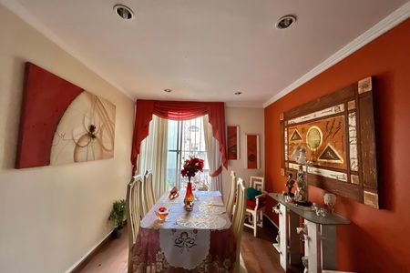 Apartamento para alugar com 145m², 3 quartos e sem vaga