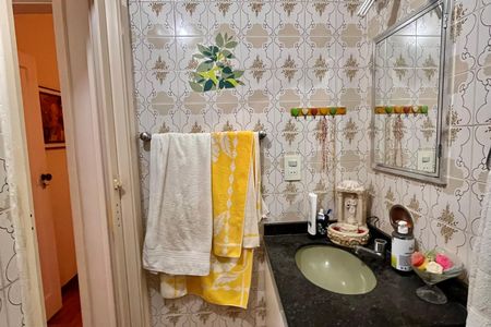 Apartamento para alugar com 145m², 3 quartos e sem vaga