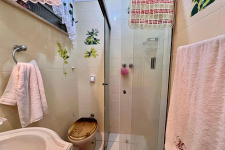 Apartamento para alugar com 145m², 3 quartos e sem vaga