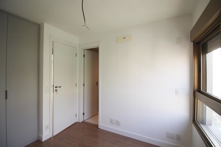 Apartamento à venda com 102m², 2 quartos e 2 vagas Apartamento à venda com 102m², 2 quartos e 2 vagasSuíte 2