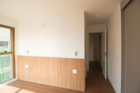 Apartamento à venda com 102m², 2 quartos e 2 vagas Apartamento à venda com 102m², 2 quartos e 2 vagasSuíte 1