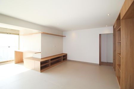 Apartamento à venda com 102m², 2 quartos e 2 vagas Apartamento à venda com 102m², 2 quartos e 2 vagasSala