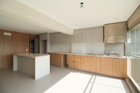 Apartamento à venda com 102m², 2 quartos e 2 vagas Apartamento à venda com 102m², 2 quartos e 2 vagasCozinha