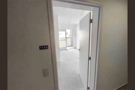 Apartamento à venda com 2 quartos, 42m² em Vila das Belezas, São Paulo