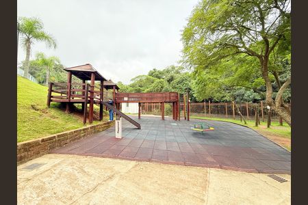 Apartamento à venda com 80m², 3 quartos e 2 vagasÁrea comum - Playground