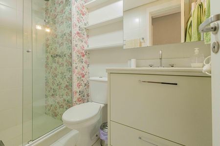 Apartamento à venda com 80m², 3 quartos e 2 vagasBanheiro da Suíte