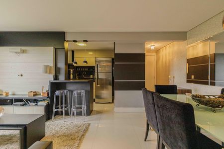 Sala de apartamento à venda com 3 quartos, 80m² em Jardim Carvalho, Porto Alegre