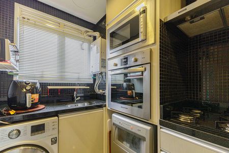 Apartamento à venda com 80m², 3 quartos e 2 vagasÁrea de Serviço