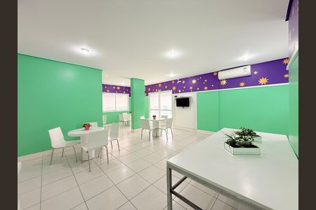 Apartamento à venda com 80m², 3 quartos e 2 vagasÁrea comum - Salão de festas