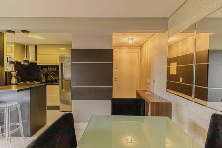 Apartamento à venda com 80m², 3 quartos e 2 vagasSala