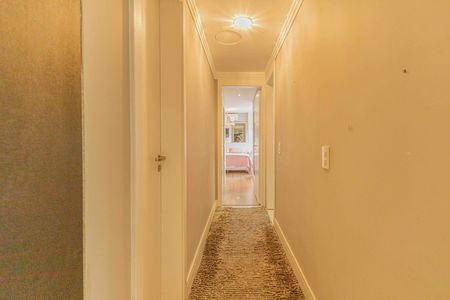 Apartamento à venda com 80m², 3 quartos e 2 vagasCorredor