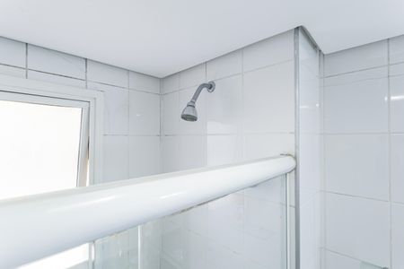 Banheiro da Suíte de apartamento para alugar com 1 quarto, 45m² em Vila Uberabinha, São Paulo