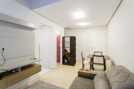Sala de apartamento para alugar com 1 quarto, 45m² em Vila Uberabinha, São Paulo