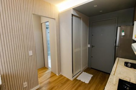Apartamento à venda com 24m², 1 quarto e sem vaga Apartamento à venda com 24m², 1 quarto e sem vagaCozinha - Armários