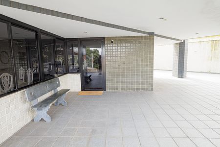 Apartamento à venda com 300m², 5 quartos e 2 vagas Apartamento à venda com 300m², 5 quartos e 2 vagasÁrea comum